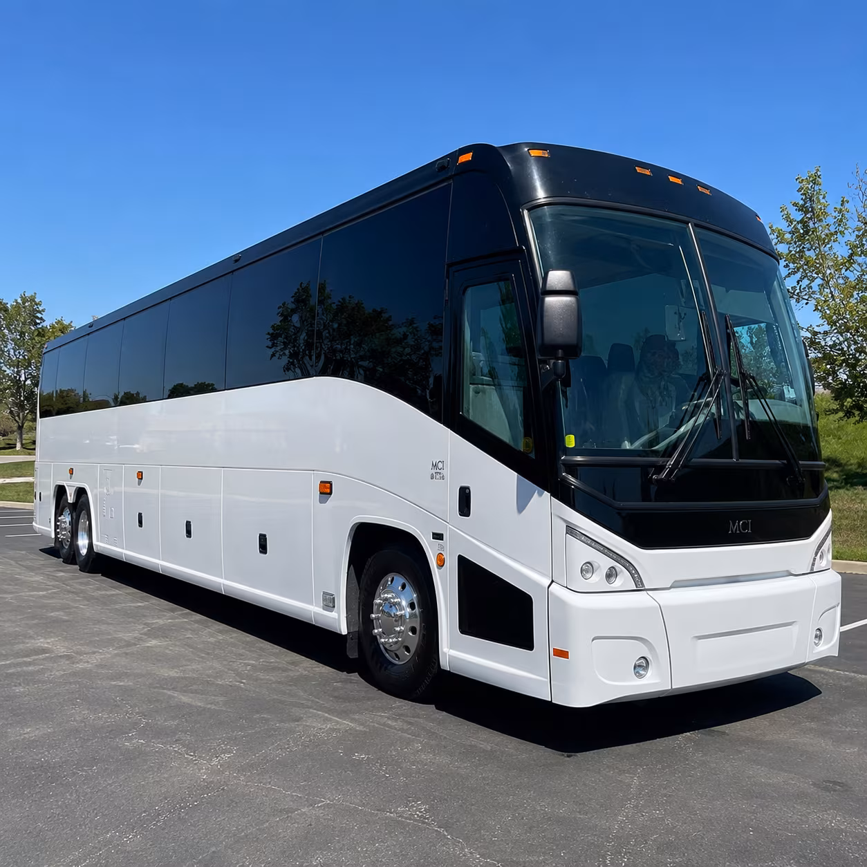 airport shuttle buses for groups arriving before and after inglewood events