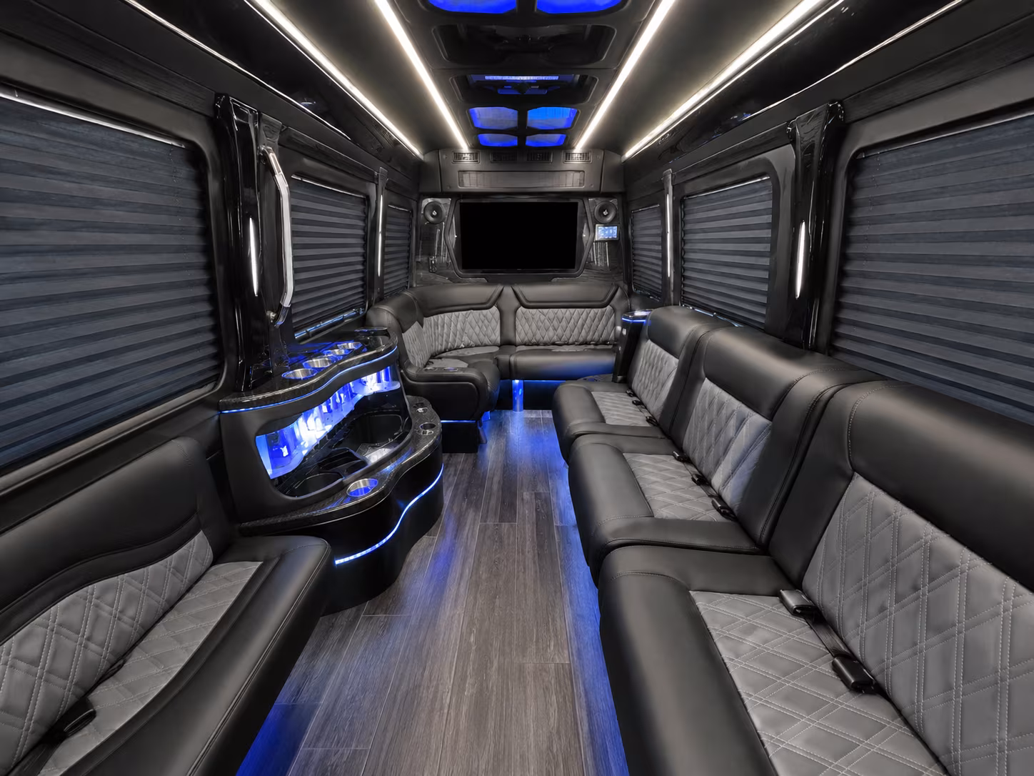 corporate event and convention buses for the inglewood corridor