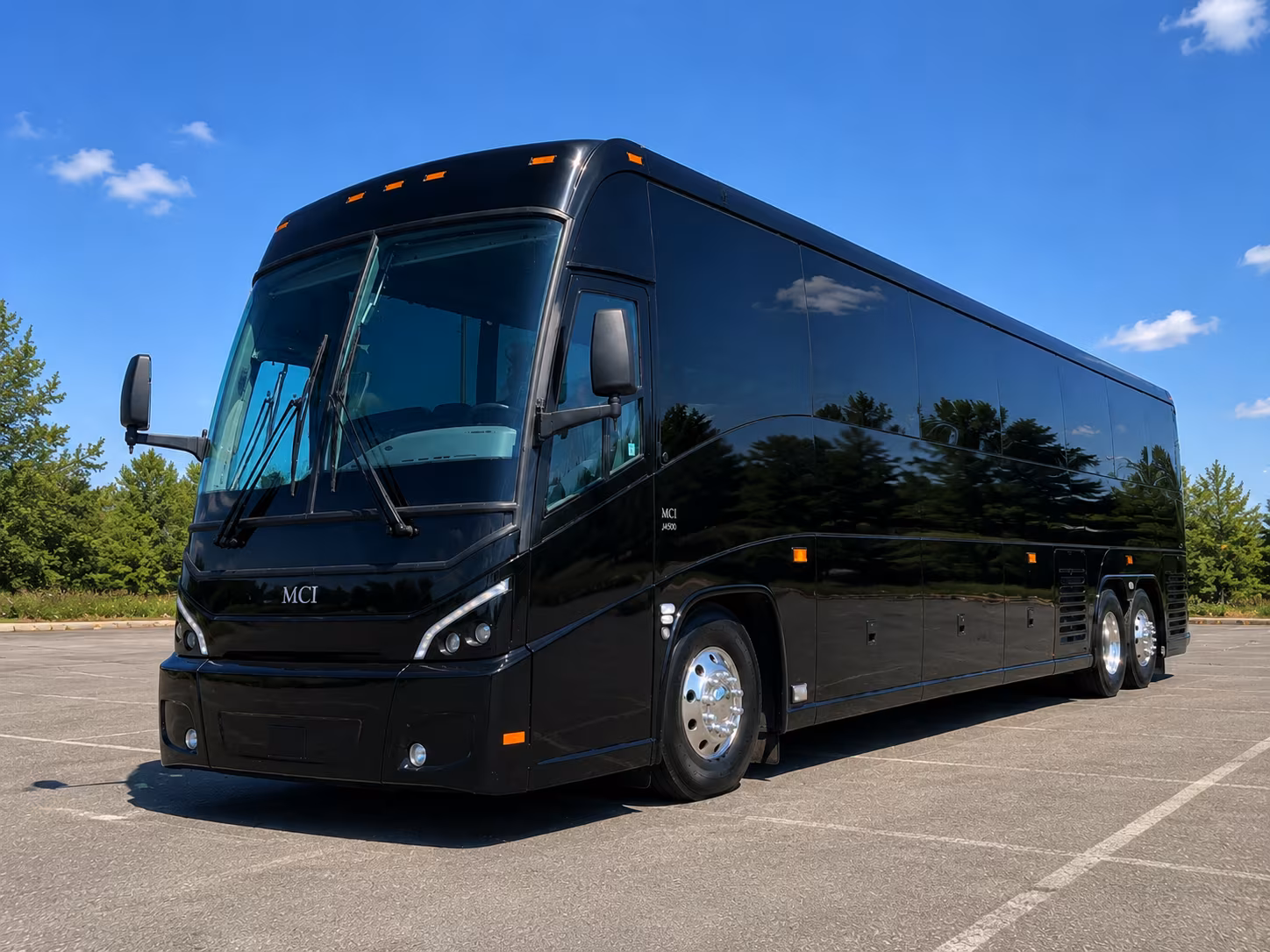 malibu wine country buses along mulholland highway