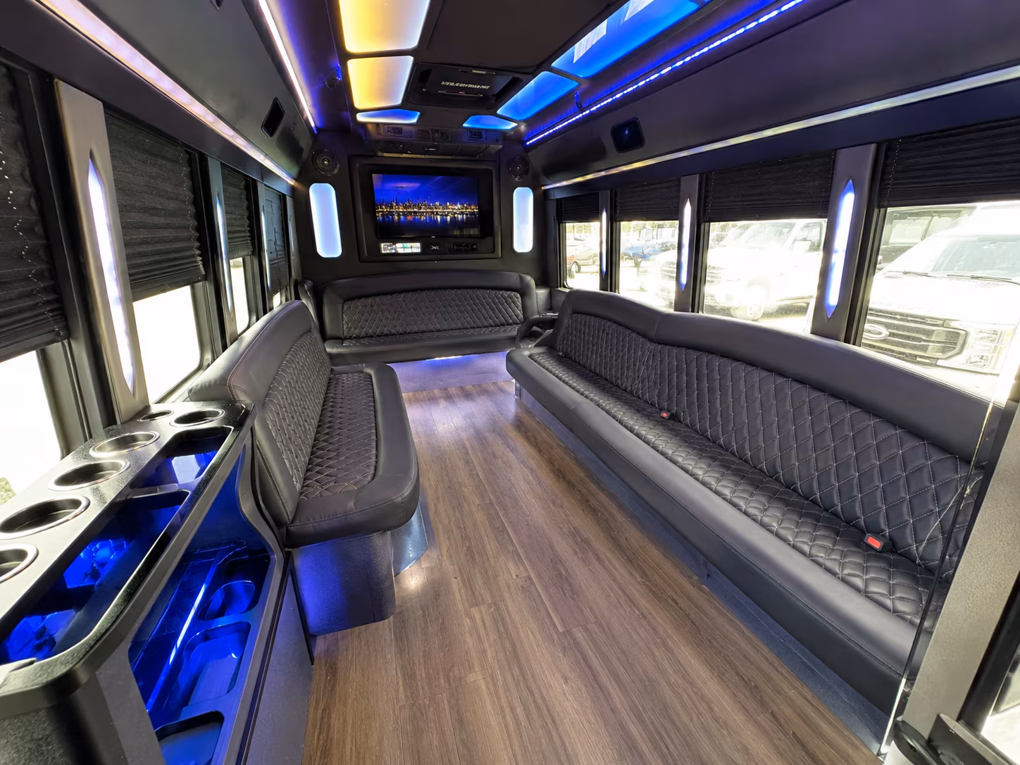 party buses for inglewood tailgates and pregame crawls