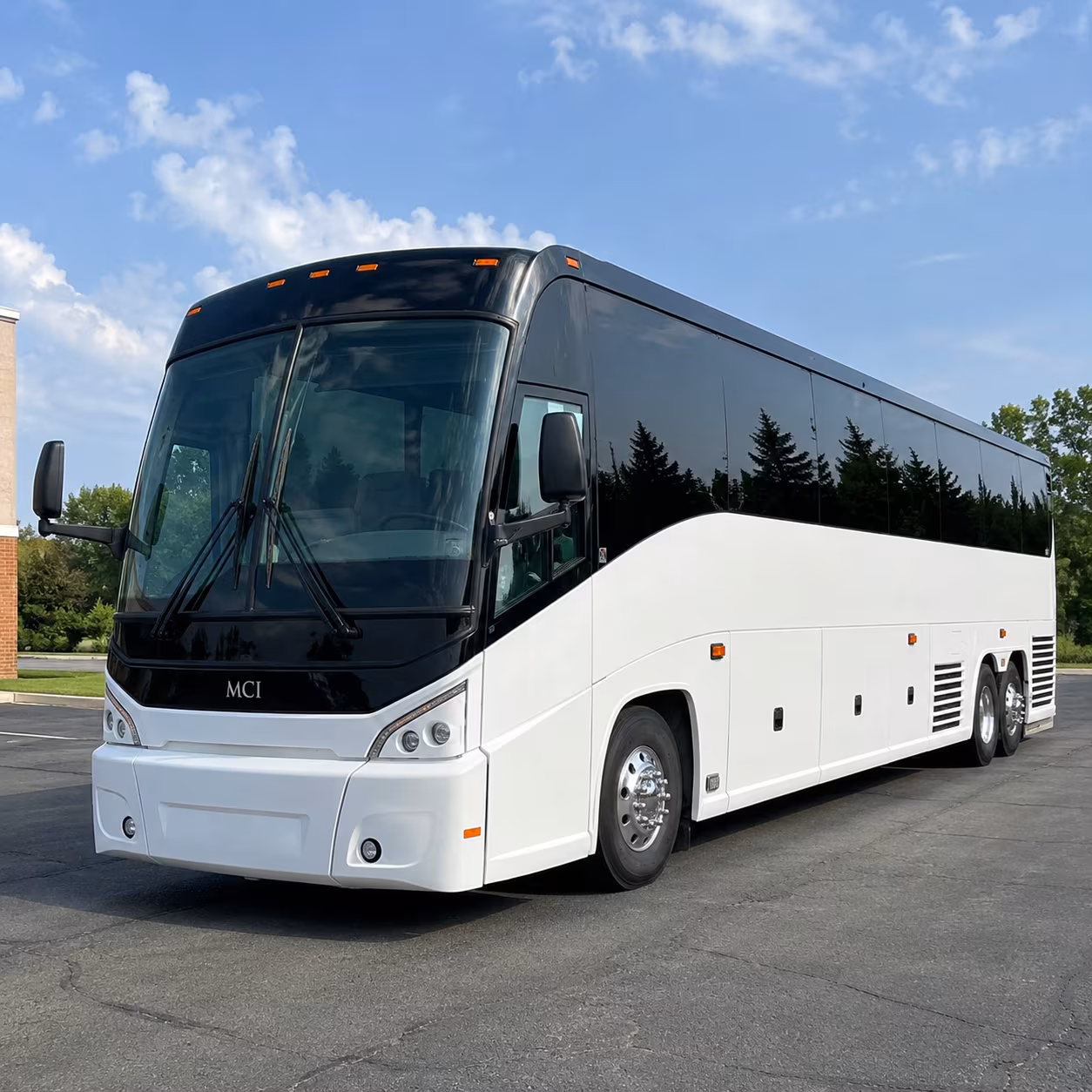 shuttle buses to sofi stadium concerts on the hollywood park campus